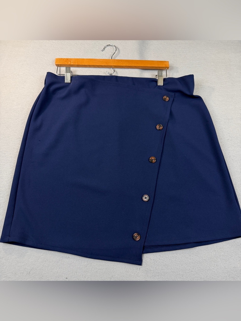 Torrid Navy Blue Scuba Knit Faux Wrap Button Mini Skirt Size 1X